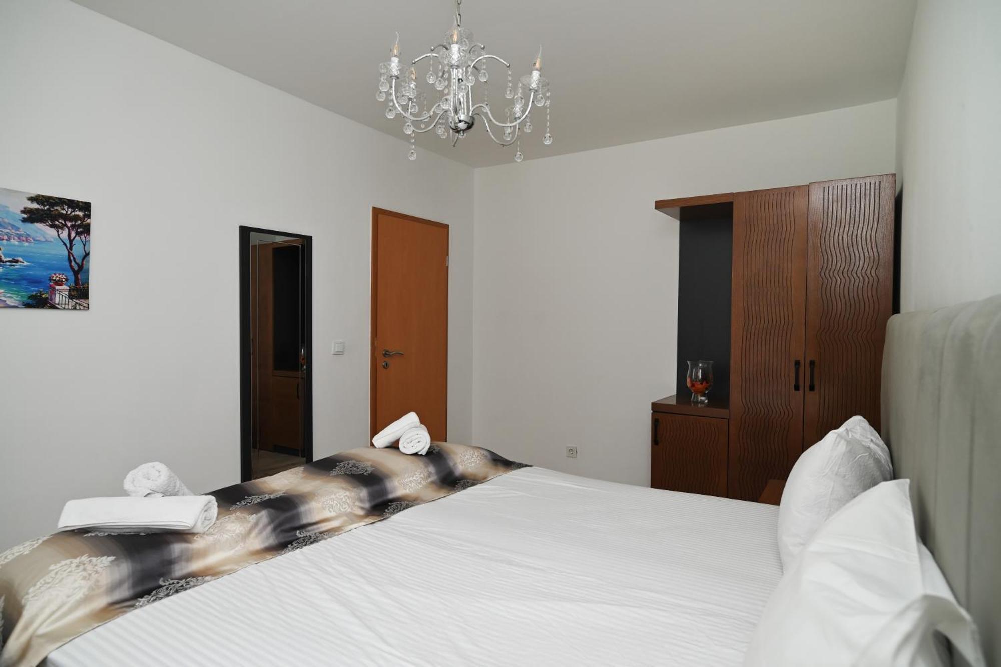 Ferienwohnung&Aparts By Kispet Group Hotels In Oberhausen Oberhausen  Buitenkant foto