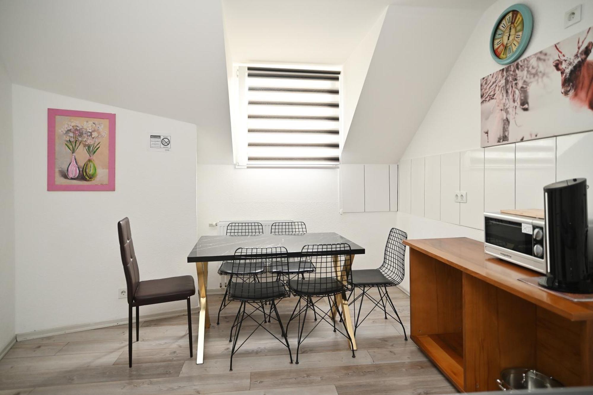 Ferienwohnung&Aparts By Kispet Group Hotels In Oberhausen Oberhausen  Buitenkant foto