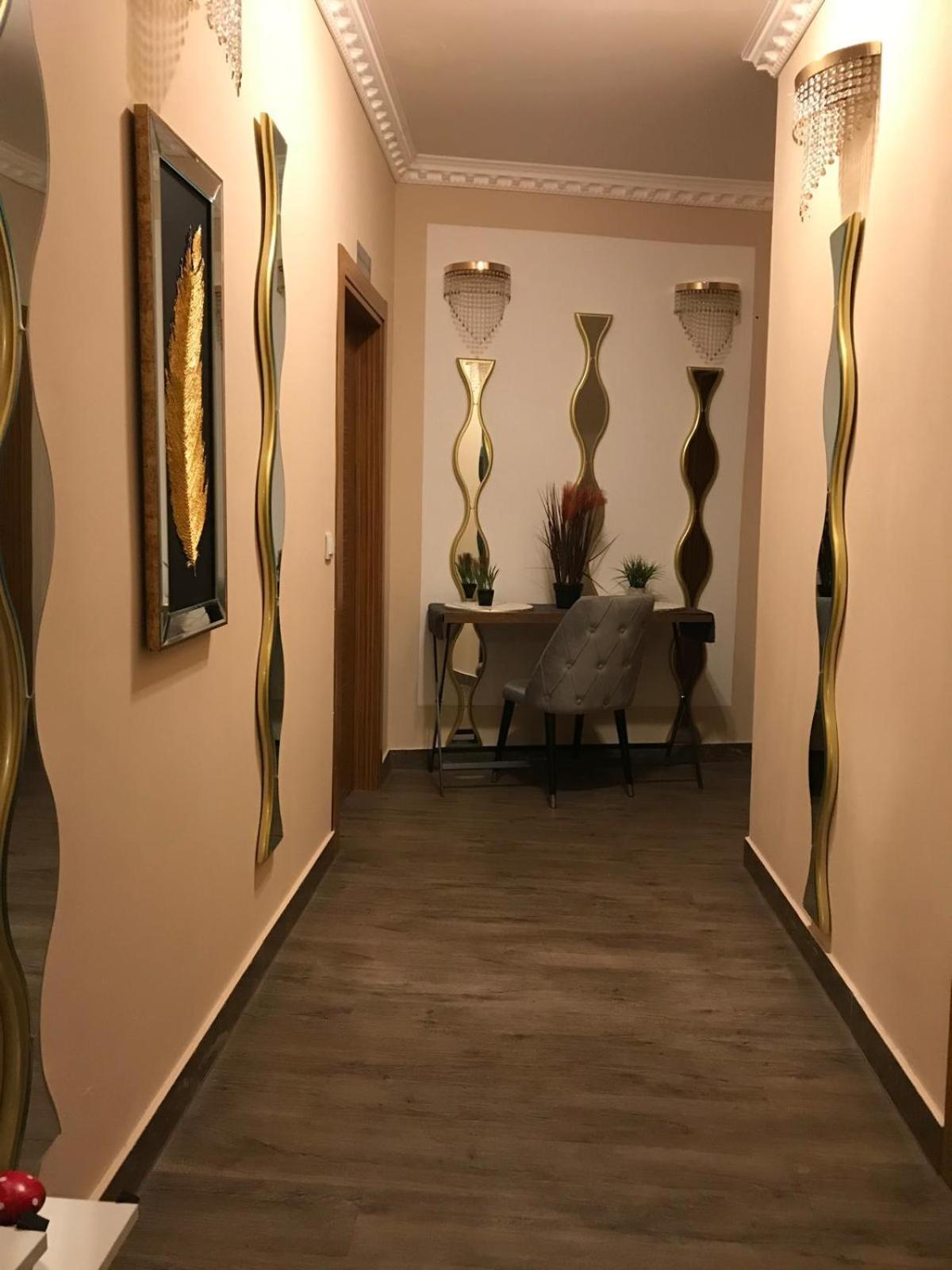 Ferienwohnung&Aparts By Kispet Group Hotels In Oberhausen Oberhausen  Buitenkant foto